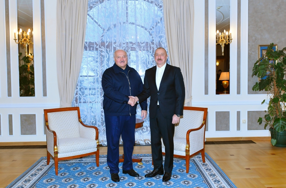İlham Əliyev və Aleksandr Lukaşenko Sankt-Peterburqda görüşüblər – FOTO