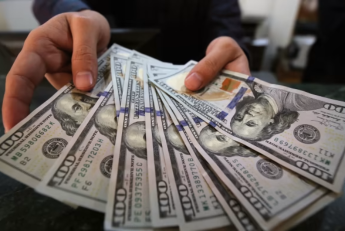 Dollardan imtina edilir – Azərbaycanın isə… TƏFƏRRÜAT