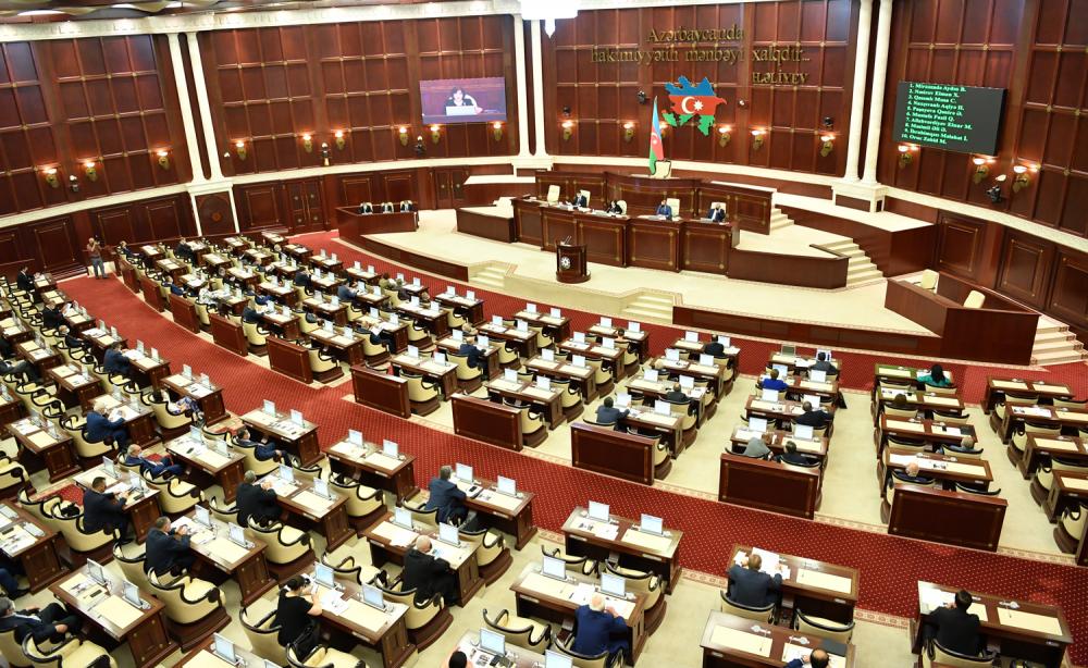 Milli Məclisin payız sessiyasının ilk komitə iclası başlayıb