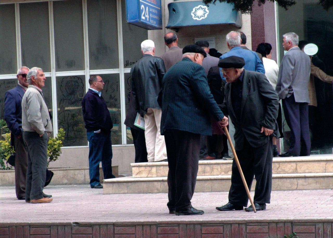 Pensiya alanların NƏZƏRİNƏ: Artım olacaq