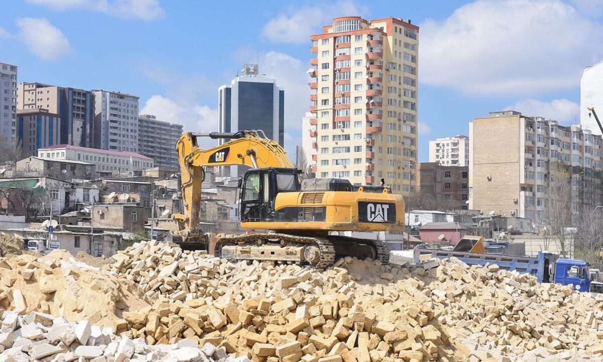 Bakıda 110-a yaxın bina SÖKÜLƏCƏK - Hamısı bu rayonun ərazisindədir