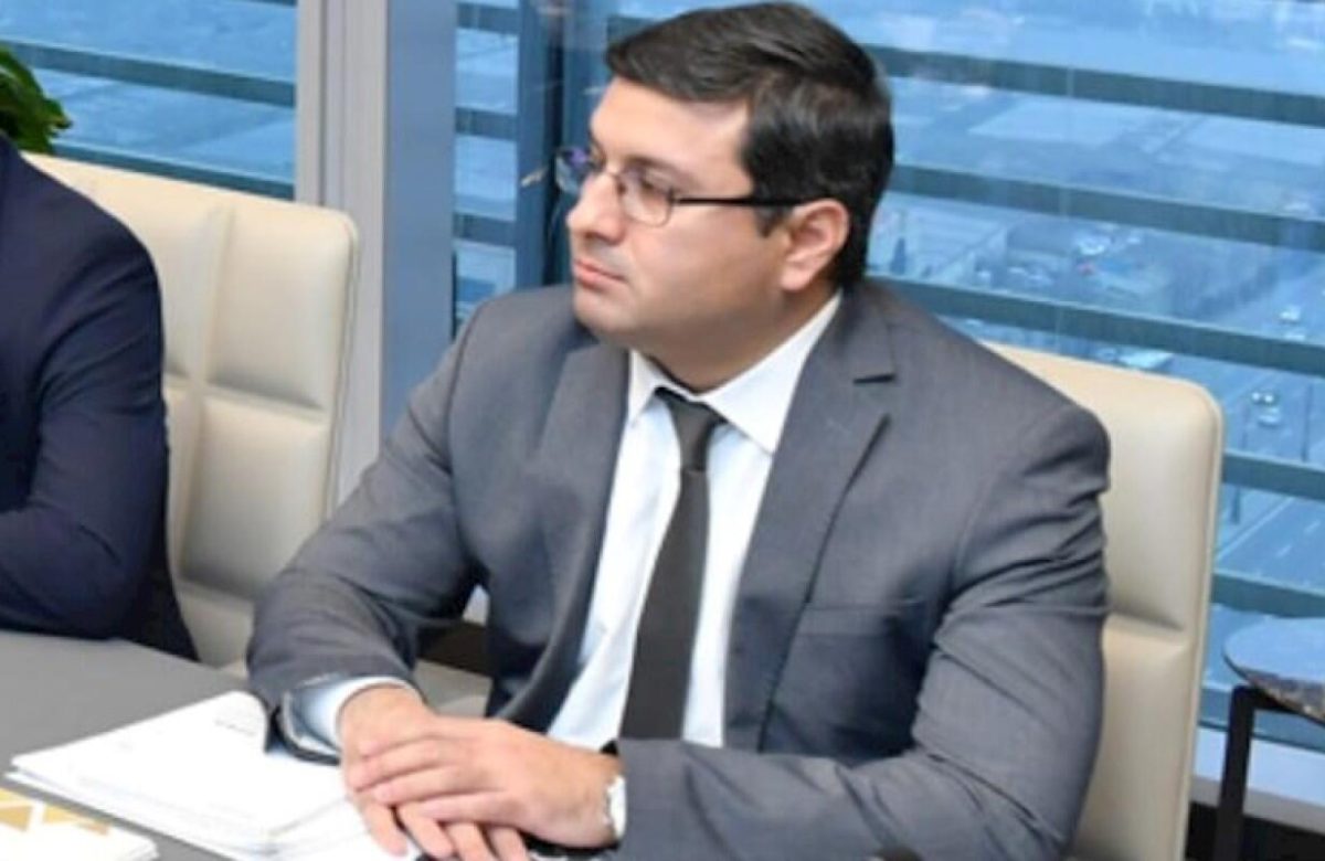 Yeni təyin edilən nazir kimdir? - DOSYE