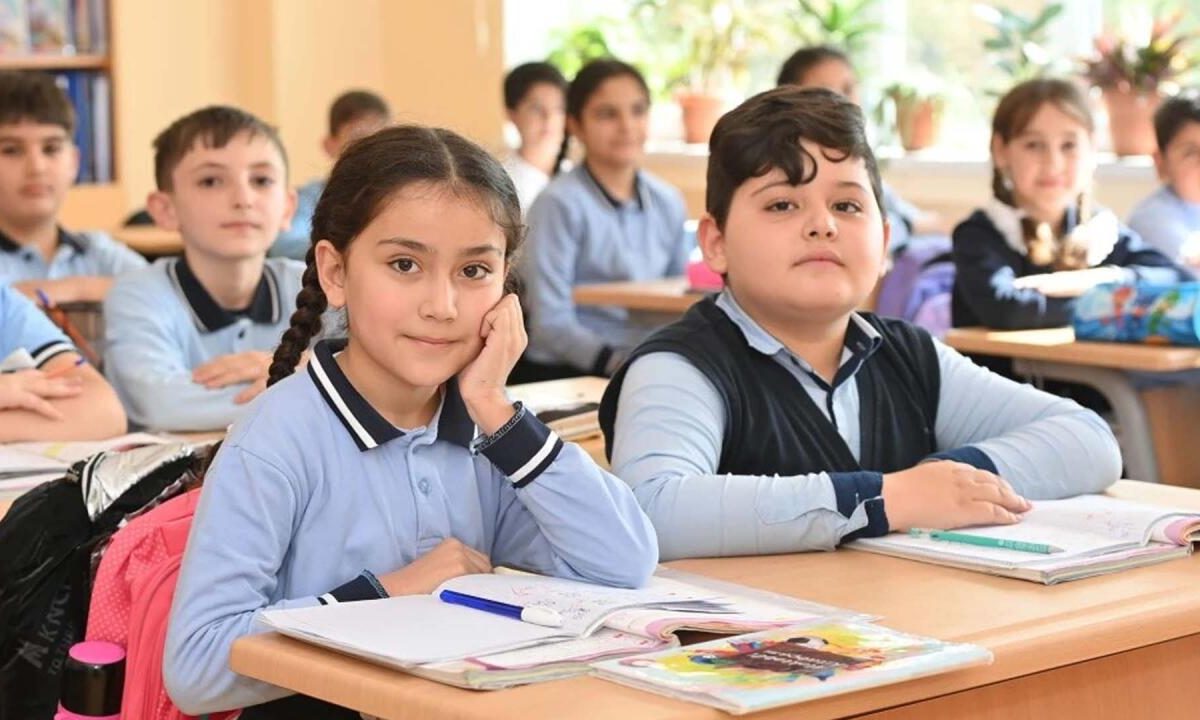 Valideynlərin NƏZƏRİNƏ: Sabahdan başlayır