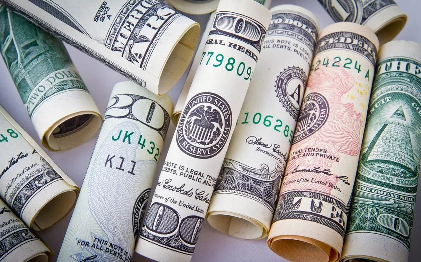 Dollar bu qiymətə satılacaq - RƏSMİ