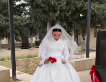 Bugün Xananın toyudur – Şəhid qardaşını ziyarət etdi – VİDEO