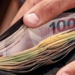 Bu şəxslərin maaşları ARTIRILACAQ