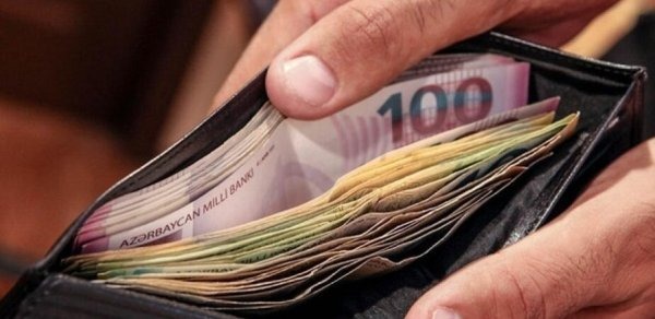 Bu şəxslərin maaşları ARTIRILACAQ